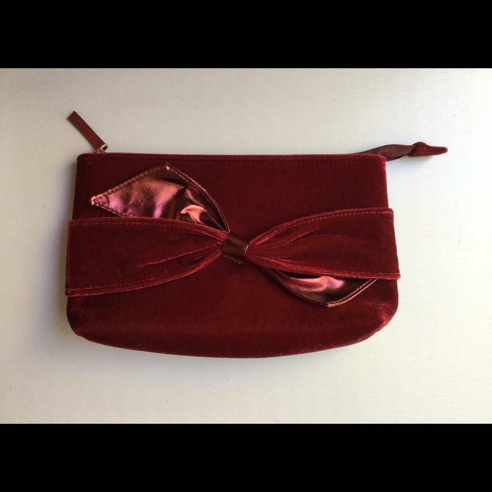 Vintage Red Velvet Clutch w Rose Color Metallic Accents